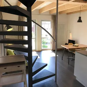 Blackbird's Nest Wiesenbronn